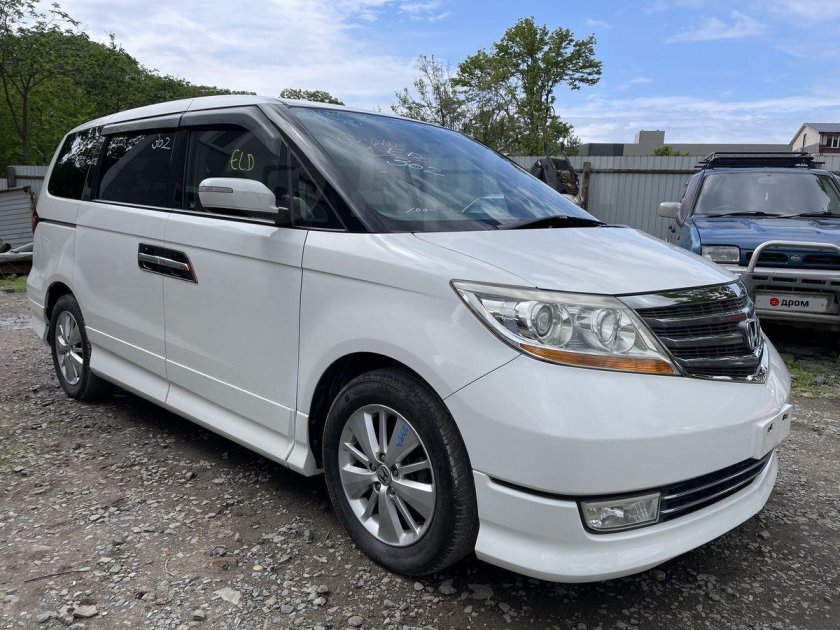 Honda Elysion Prestige 3.5