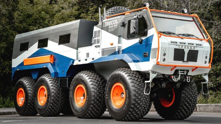 Трэкол Арктика 8х8