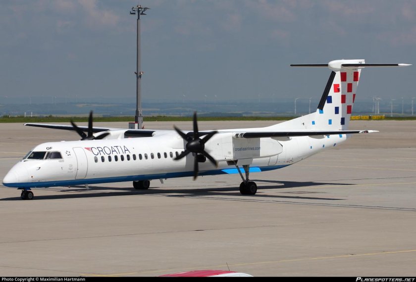 De Havilland DHC 8-400