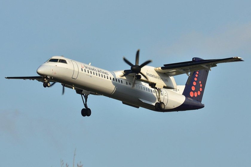 Самолет de Havilland Canada DHC 8-400