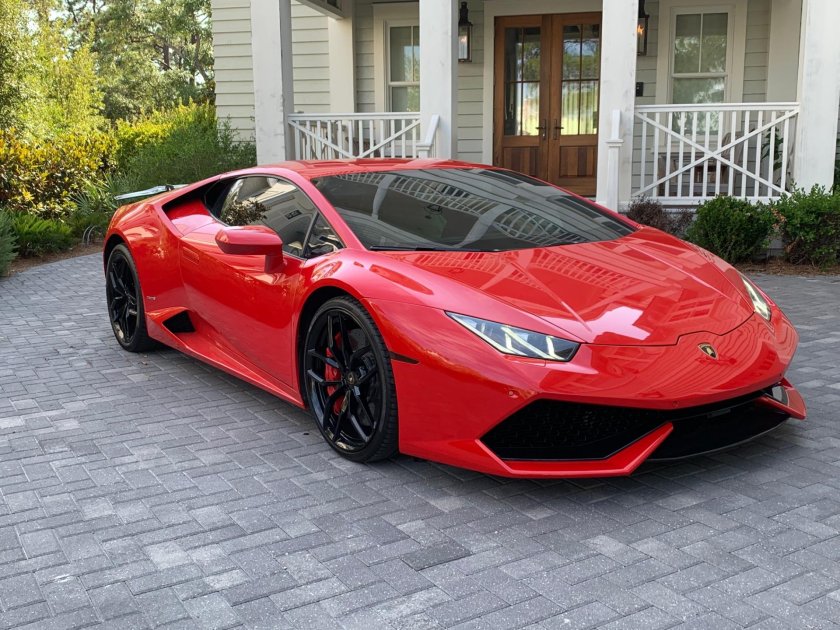 Lamborghini Huracan LP 610-4 Red