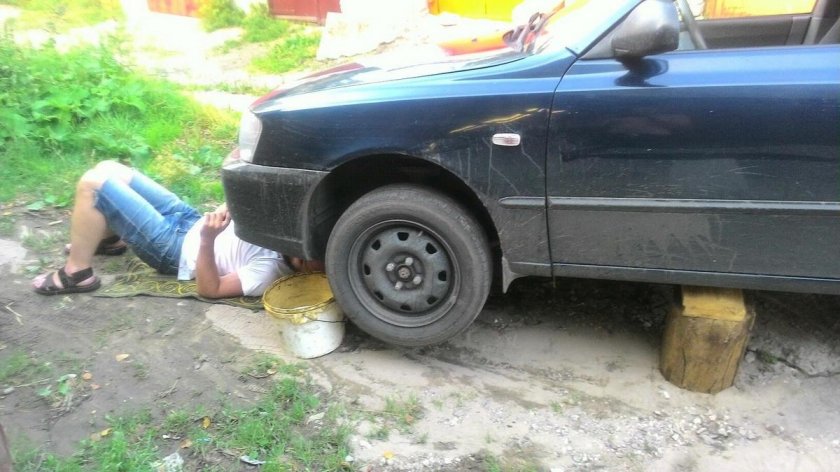 Поднять автомобиль