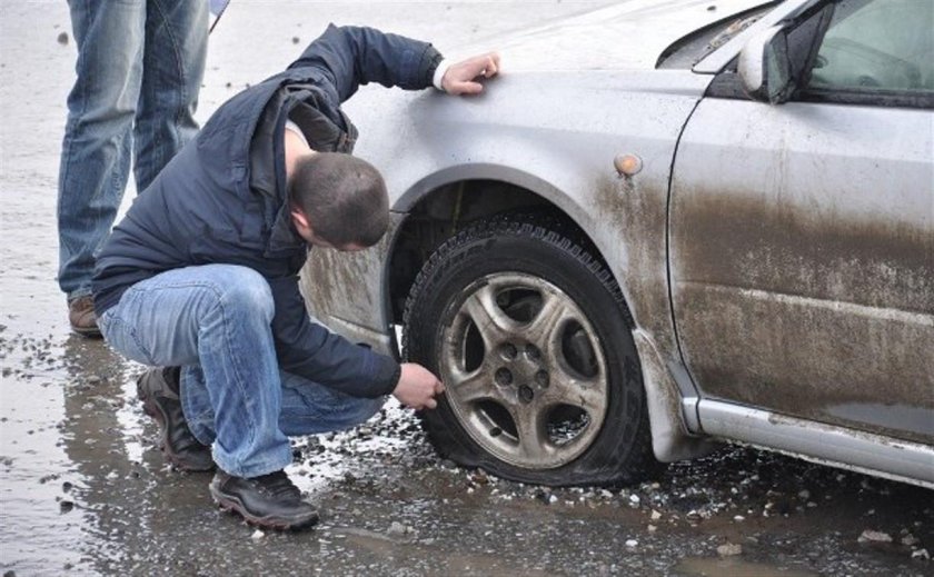 Пробитое колесо