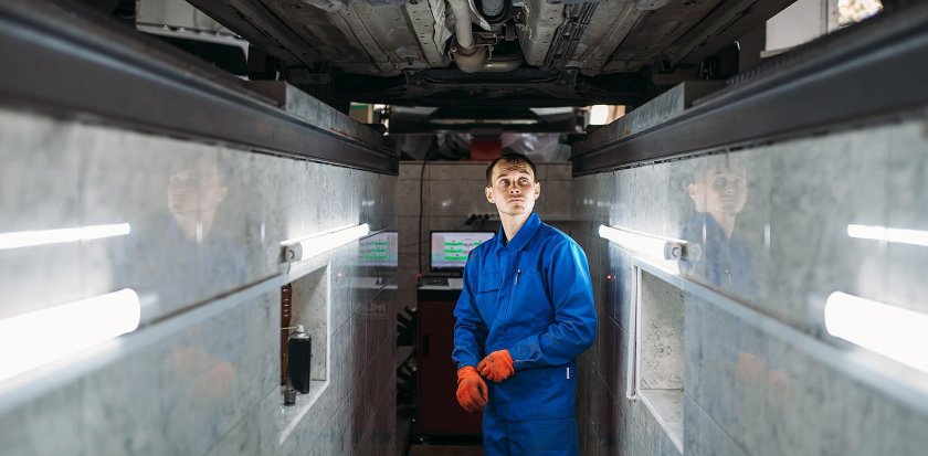 Смотровые ямы для осмотра автомобилей