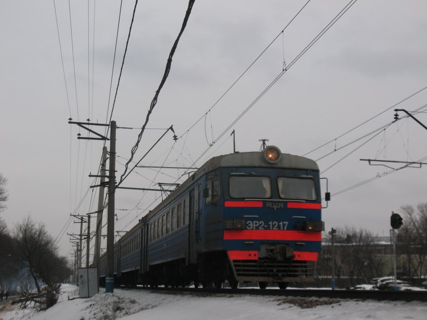 Электропоезд эр 2
