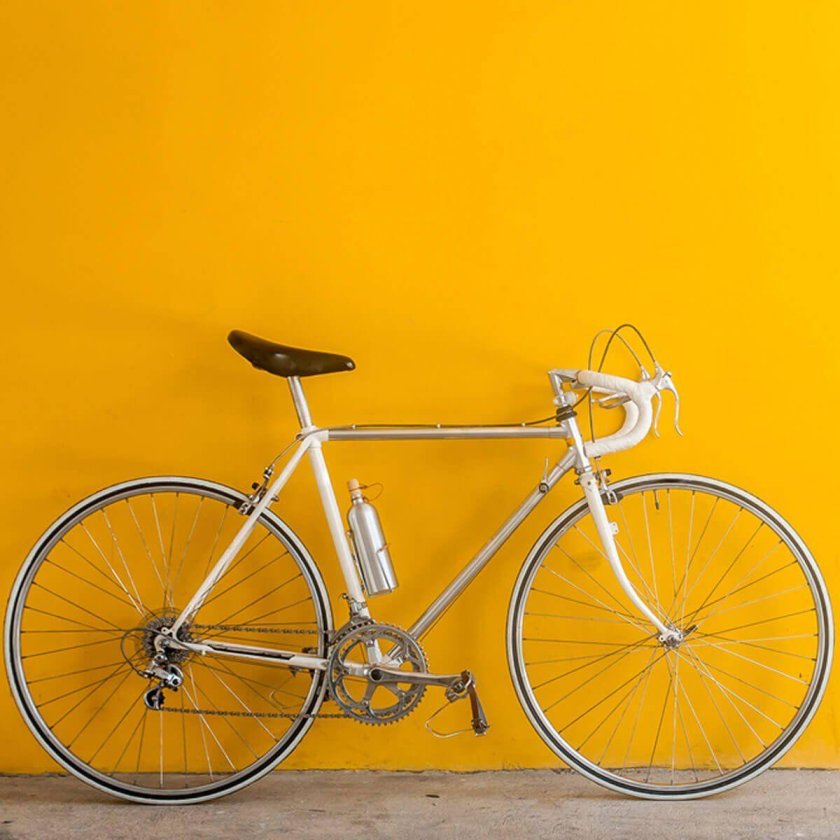 Желтый велосипед