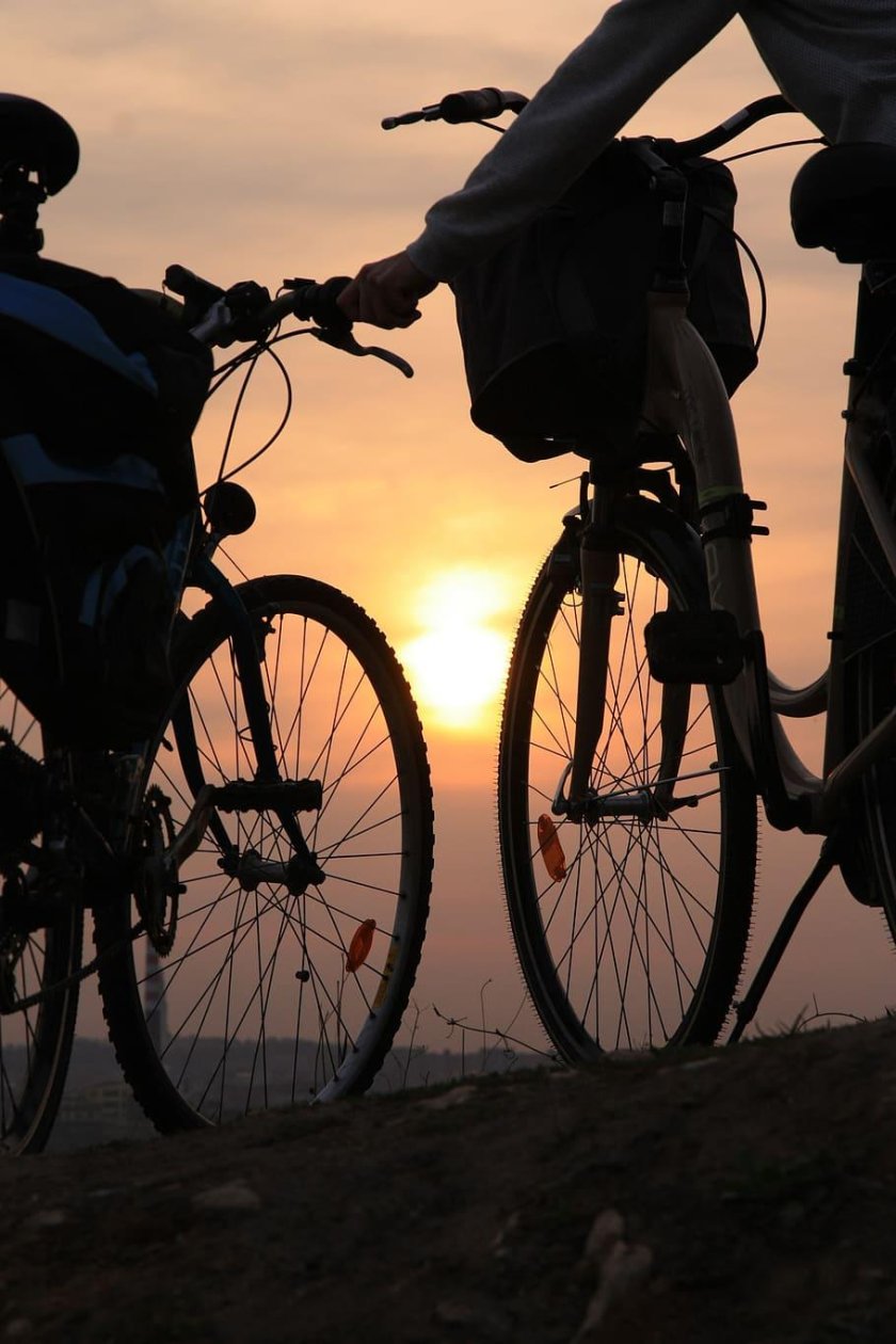 Катание на велосипеде