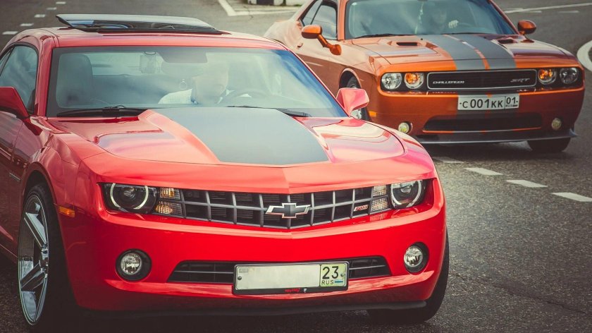 Додж похожий на Камаро