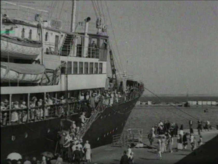 Теплоход армения 1941