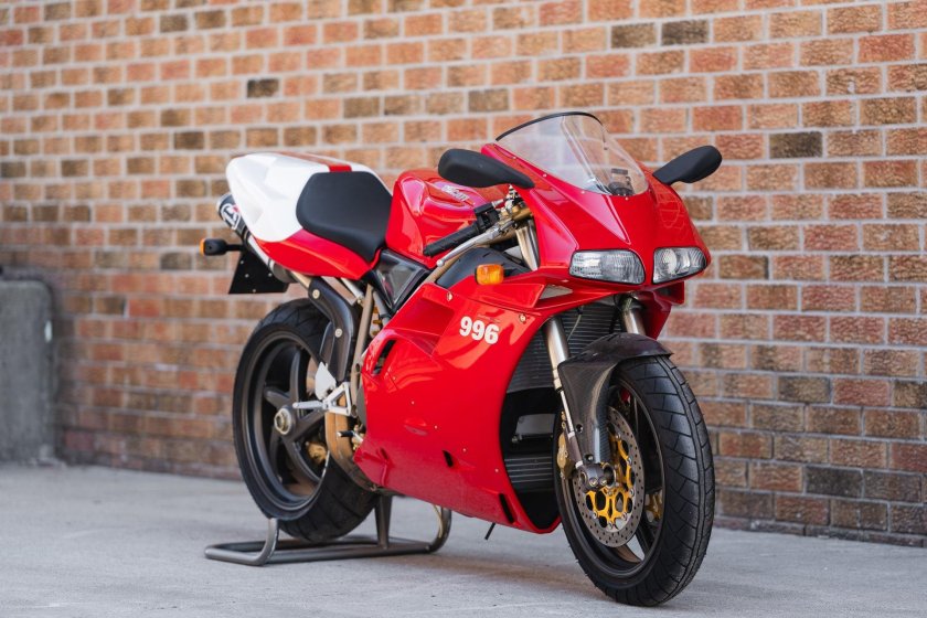 Ducati 996