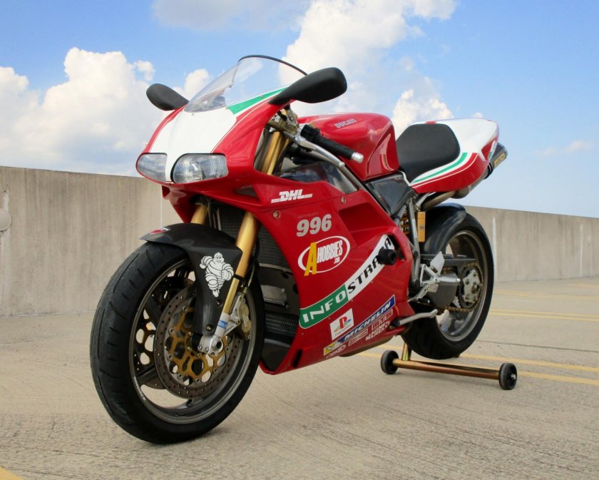 Ducati 996