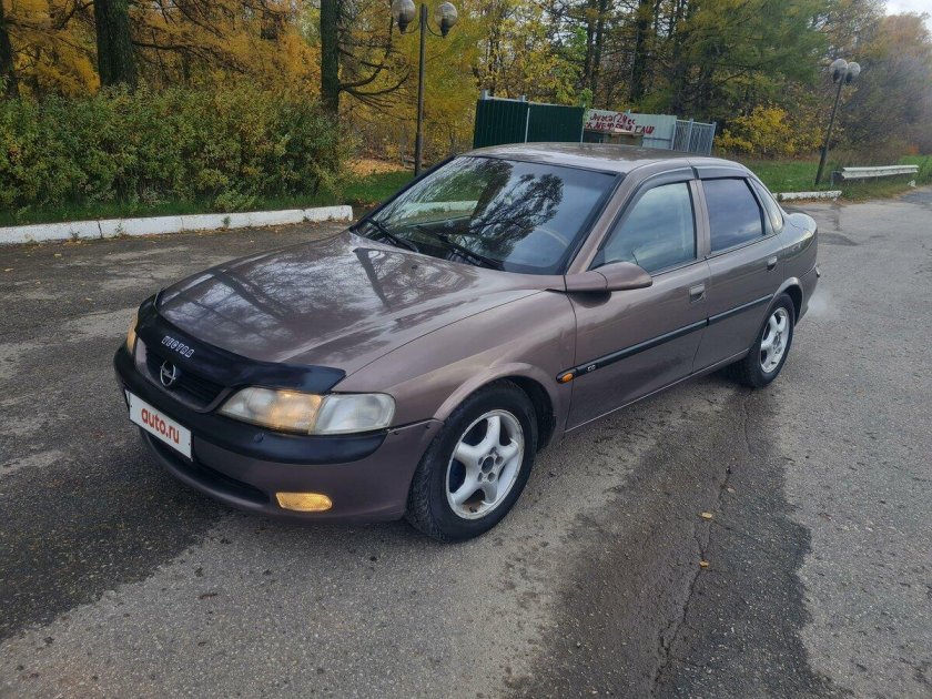 Nissan Bluebird 1992