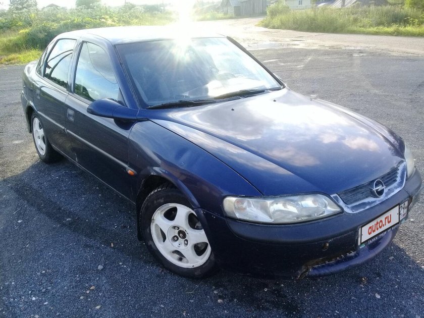 Опель Вектра 1.6 1998