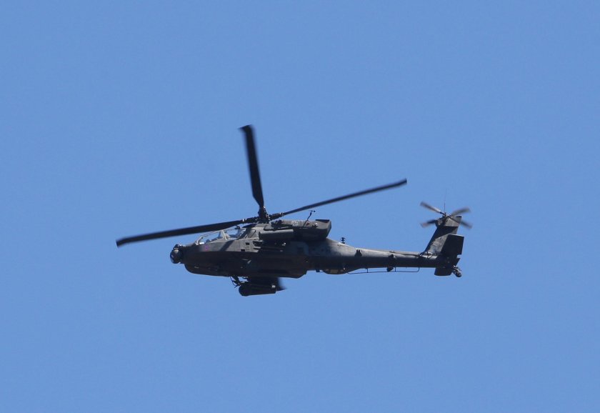 Вертолет с двойным хвостом