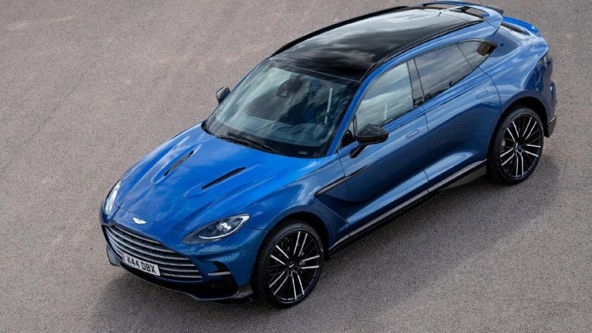 Астон Мартин 707