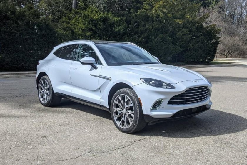 Aston Martin кроссовер