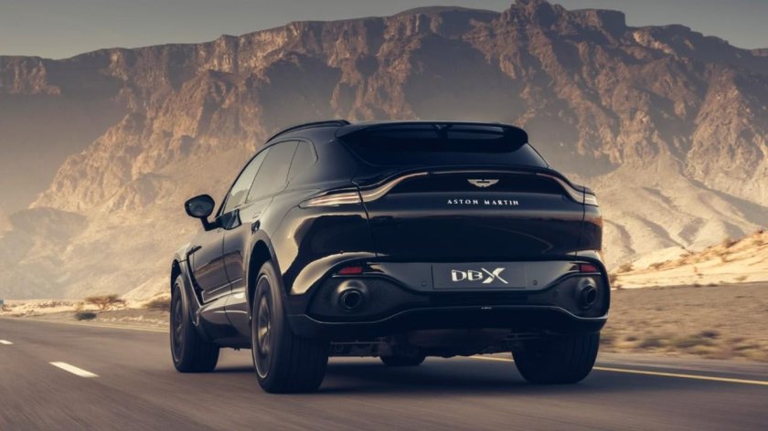 Астон мартин джип