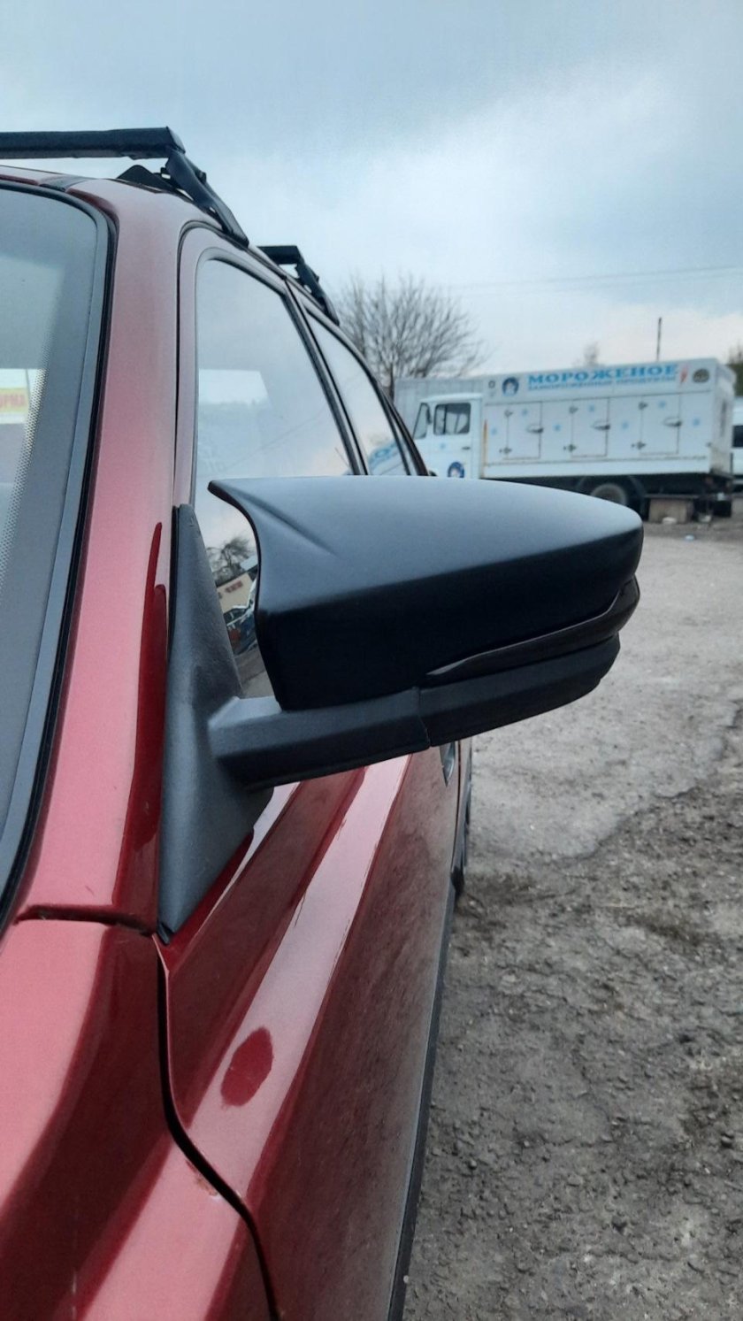 Накладки на зеркала Гранта в стиле БМВ