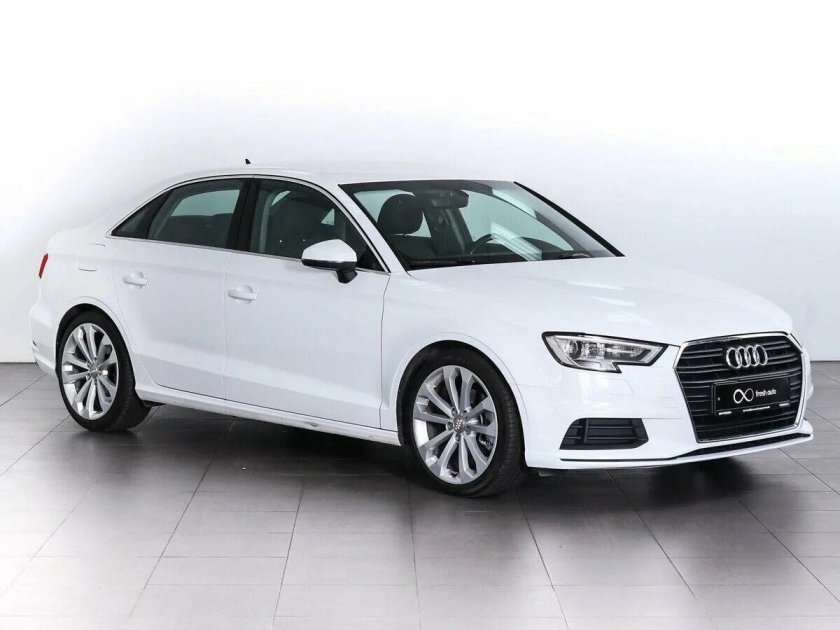 Ауди а3 2014 s Tronic 122 л с