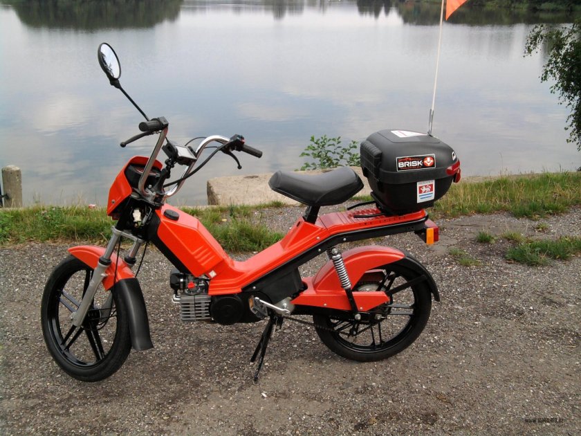 Мопед бабетта 210