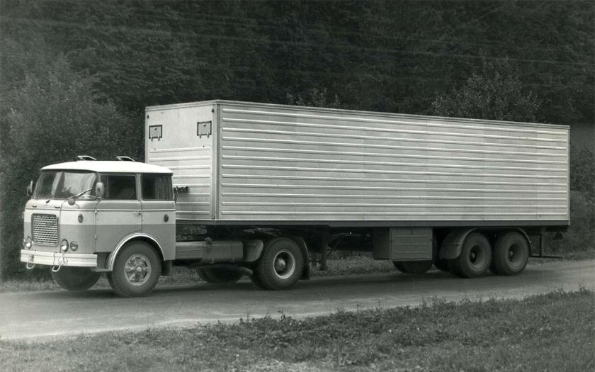 Шкода ЛИАЗ 706 грузовик