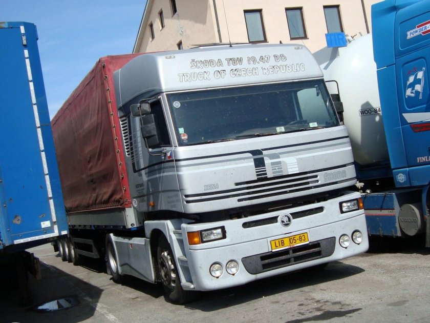 Шкода ЛИАЗ 400