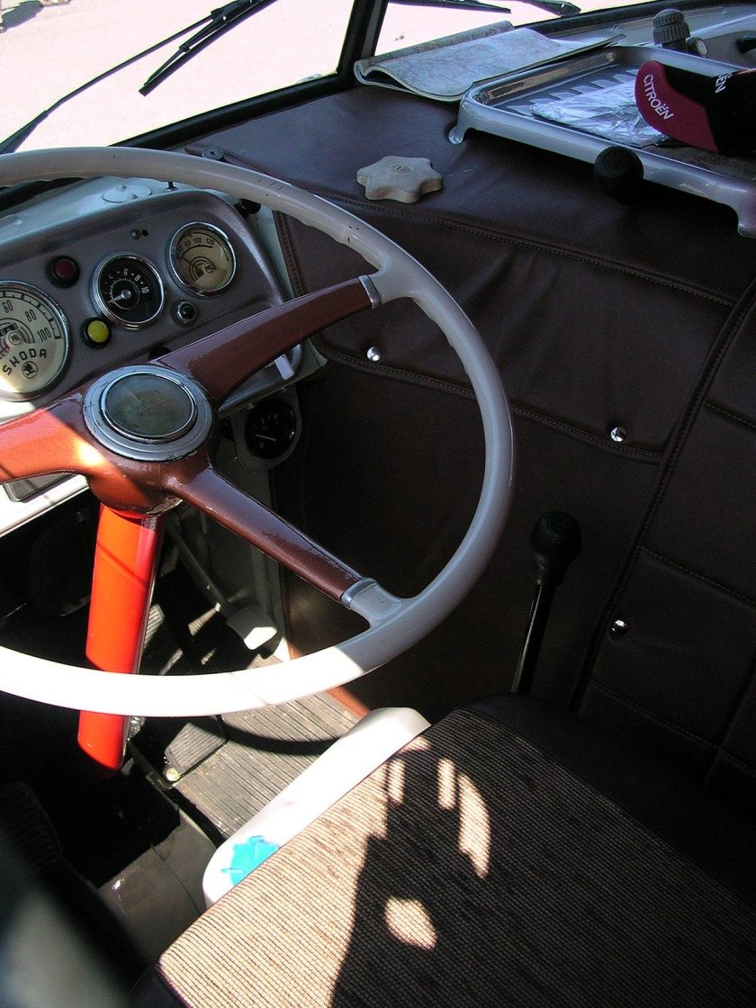 Skoda 706rttn кабина