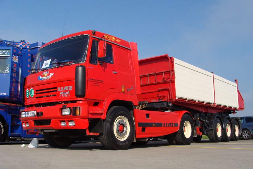 Грузовик LIAZ 300