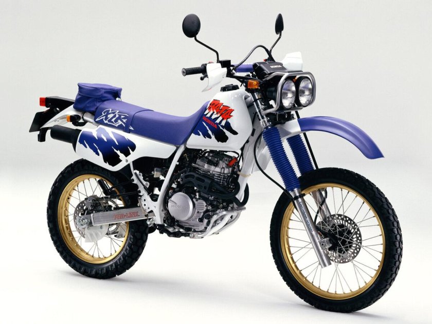 Honda XLR 250 Baja