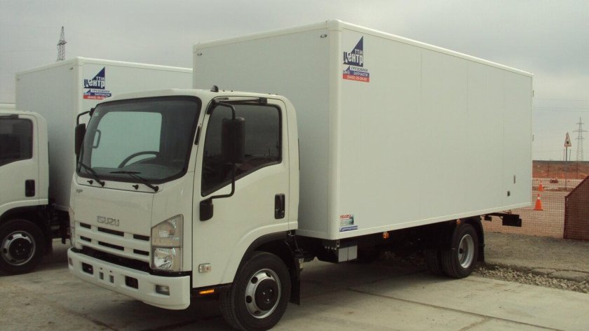 Isuzu NQR 71 pl изотермический фургон