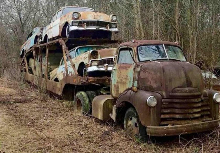 Заброшенный ЗИЛ 130 автовоз