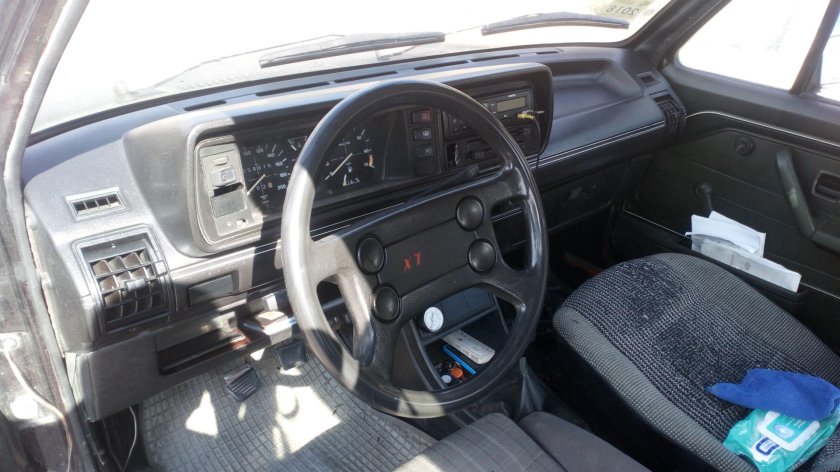 Фольксваген гольф 1 салон