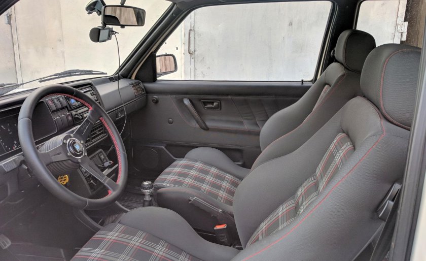 VW Golf 2 салон