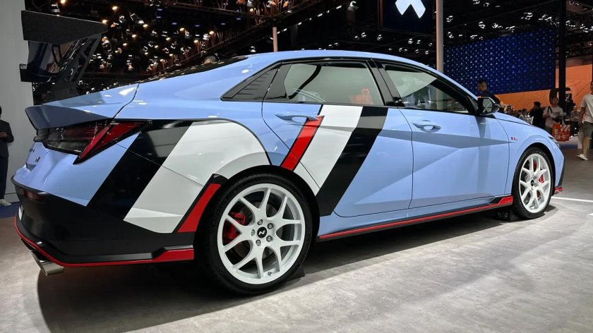 Hyundai elantra n tcr