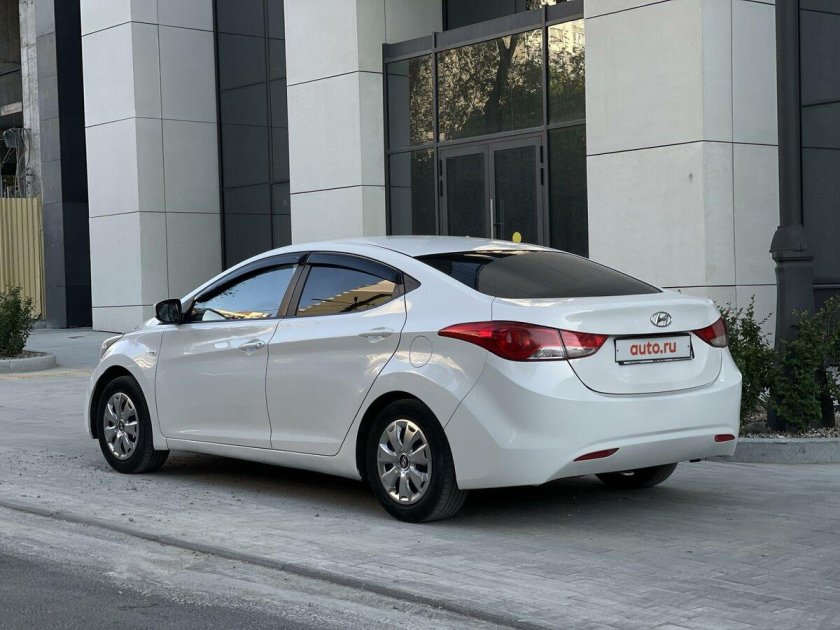 Hyundai elantra 2013