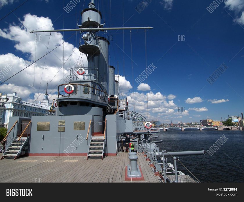 Палуба военного корабля