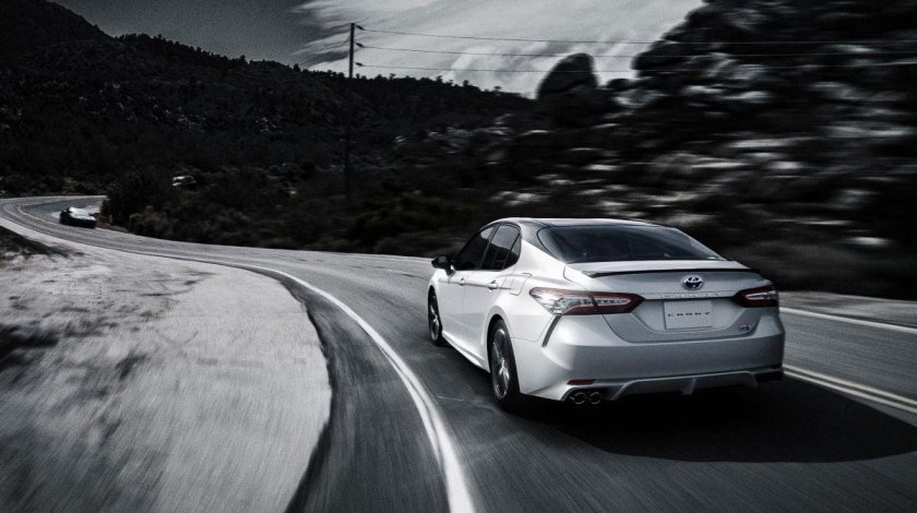 Toyota Camry xv70 2020