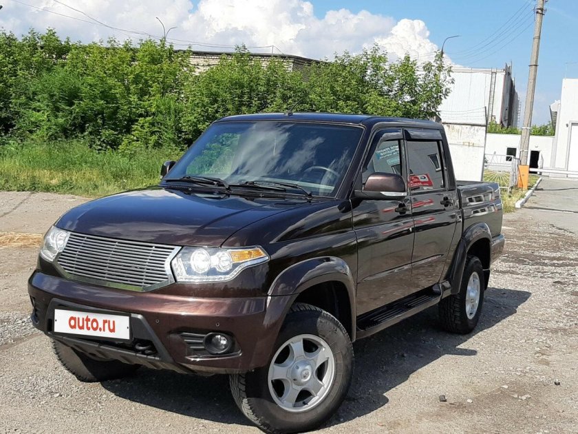 УАЗ пикап 2015