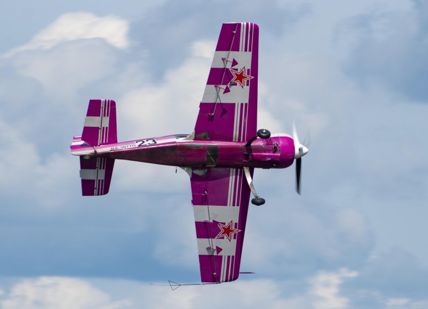 Спортивный самолет Су-26