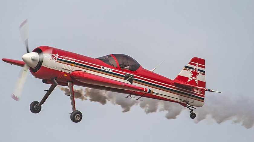 Спортивный самолет Су-26