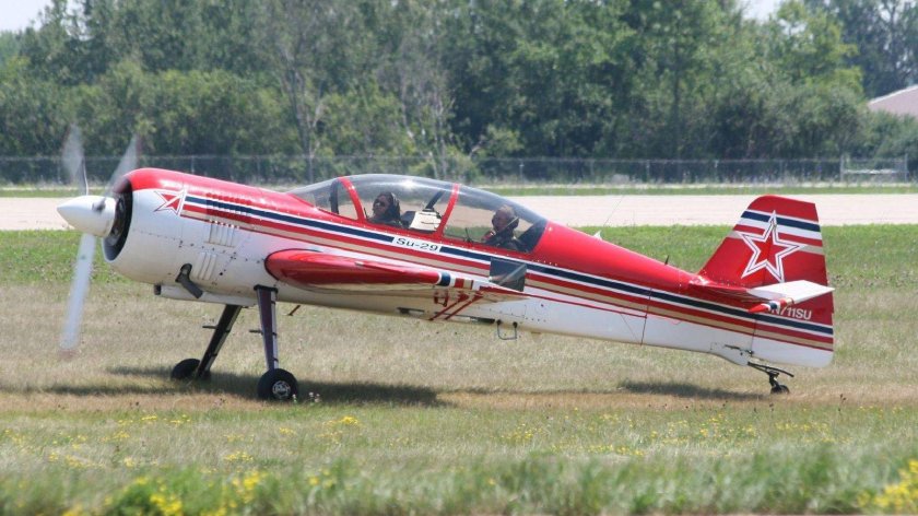 Спортивный самолет Су 29