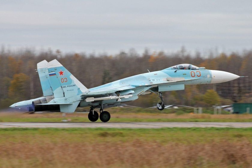 Истребитель фото