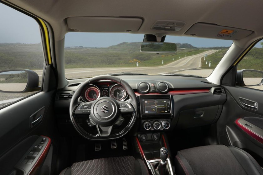 Сузуки Свифт 2017 салон