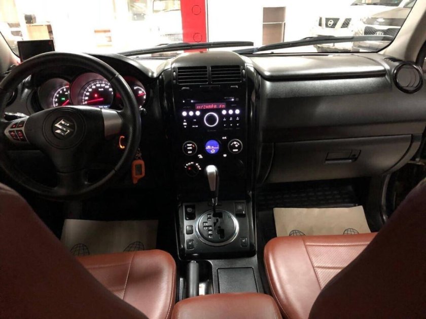 Grand Vitara 2008 салон