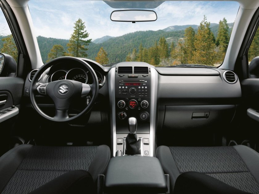 Grand Vitara 2008 салон