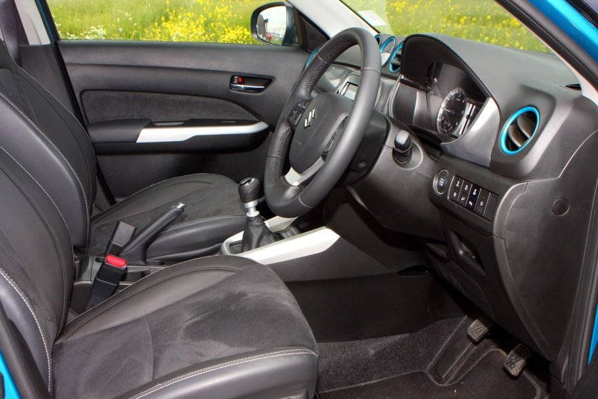 Suzuki Vitara 2021 салон