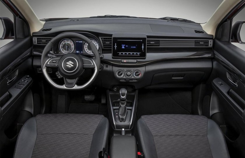 Suzuki Ertiga 2022 салон