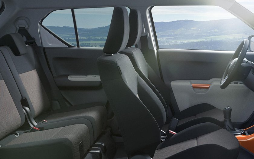 Сузуки Игнис 2017 салон