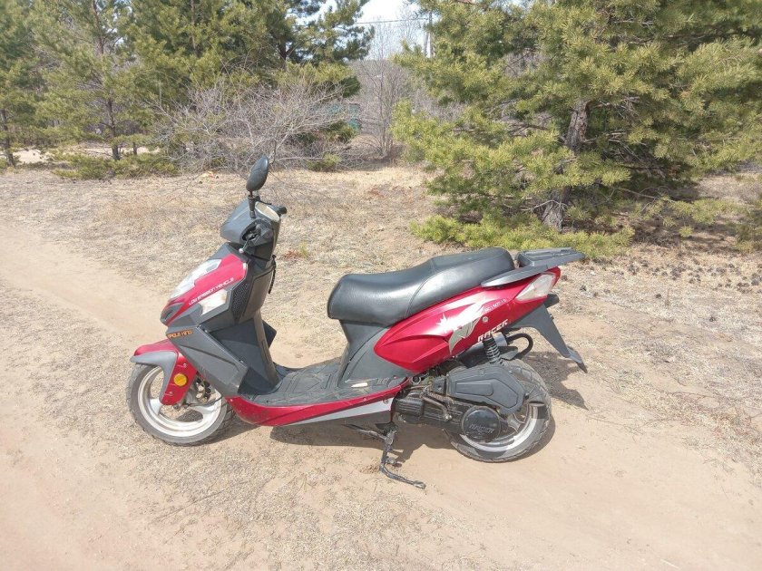 Скутер рейсер 125 кубов