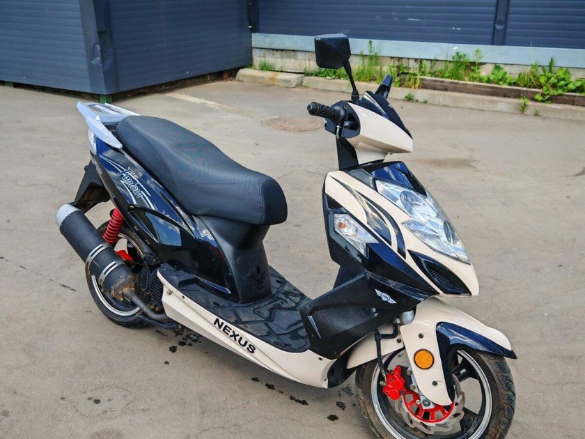Скутер нексус фантом 150
